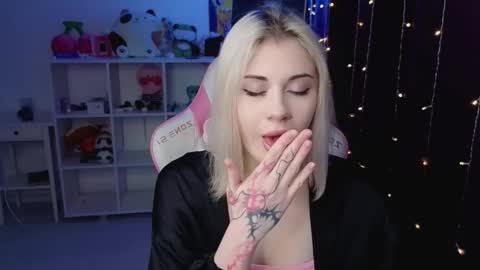 You can call me HH online show from November 14, 5:33 pm