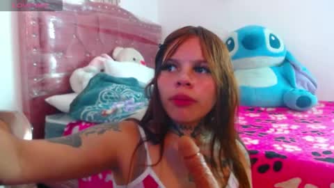 Snapshot of candykane29 chatting on May 19, 3:13 am Candy Kane online show from May 19, 3:13 am