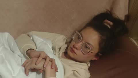 say meow and send tip  online show from March 18, 7:50 pm