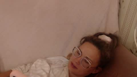 Snapshot of candylady136 chatting on June 29, 12:05 pm say meow and send tip online show from June 29, 12:05 pm