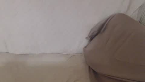 Snapshot of candylady136 chatting on July 1, 6:51 pm say meow and send tip online show from July 1, 6:51 pm