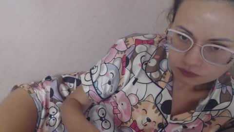 Snapshot of candylady136 chatting on July 4, 6:41 am say meow and send tip online show from July 4, 6:41 am