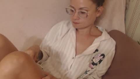 Snapshot of candylady136 chatting on July 14, 7:08 pm say meow and send tip online show from July 14, 7:08 pm