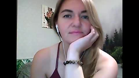 Daisy online show from September 13, 10:09 pm