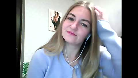 Daisy online show from October 3, 8:50 pm