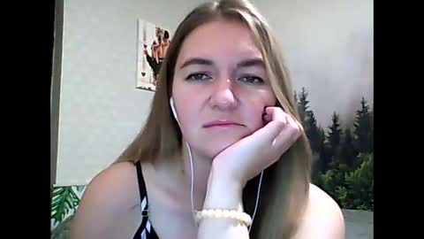 Daisy online show from October 14, 9:26 pm