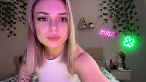 Candy online show from May 16, 10:36 am
