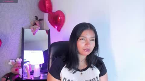 Snapshot of candys_victoria chatting on February 21, 5:19 am Candys Victoria online show from February 21, 5:19 am