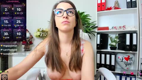 Candy  My pleasure its in  your hands online show from December 23, 10:53 am