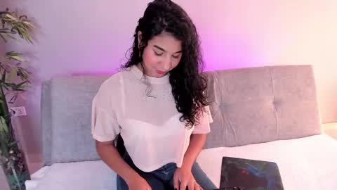 Isabella online show from February 14, 7:12 pm