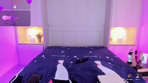  Dulce Maria  online show from December 18, 7:53 pm