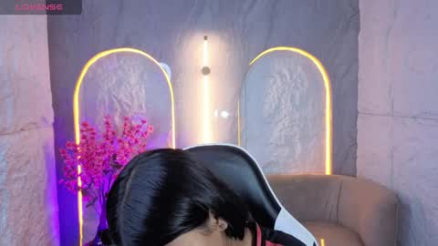 Canela  online show from May 26, 1:18 pm