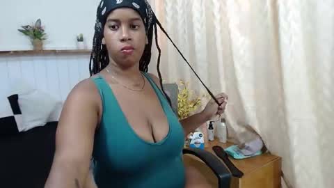 canelafierce online show from February 19, 9:25 pm