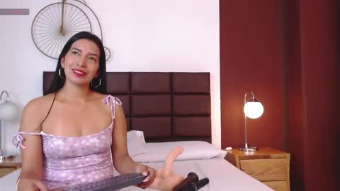 CANELA  online show from January 31, 8:43 pm