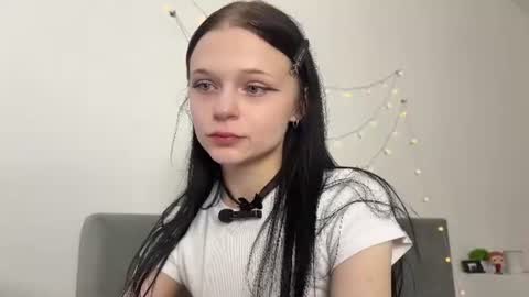 Caroline online show from July 2, 3:23 am