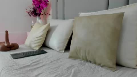 Snapshot of cannelasmith chatting on July 10, 12:37 am cannelasmith online show from July 10, 12:37 am