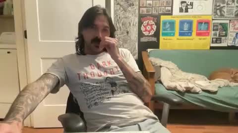 Snapshot of cantleavethehouse chatting on March 3, 6:19 am cantleavethehouse online show from March 3, 6:19 am