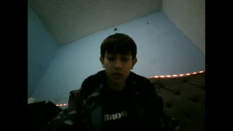 Snapshot of caos_mod chatting on May 25, 9:48 am CAOS online show from May 25, 9:48 am