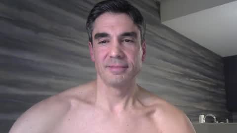 Snapshot of capmorgan247 chatting on January 22, 1:20 am capmorgan online show from January 22, 1:20 am