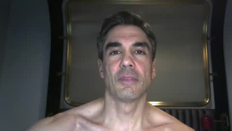 Snapshot of capmorgan247 chatting on January 28, 1:50 am capmorgan online show from January 28, 1:50 am