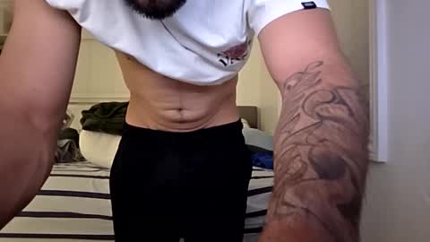 cappinrc8 online show from November 6, 4:02 am