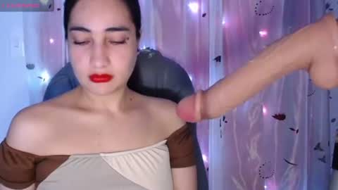 Snapshot of capricornio_16 chatting on June 30, 8:26 am CAPRICORNIO online show from June 30, 8:26 am
