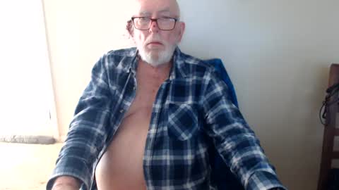 capt5105 online show from June 15, 2:36 am