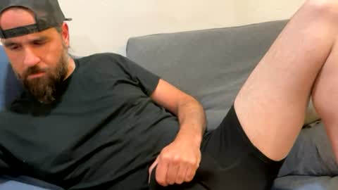 Snapshot of captnblackbeard chatting on June 22, 4:20 am captnblackbeard online show from June 22, 4:20 am