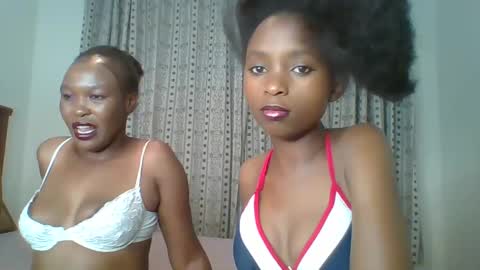 Snapshot of carababey chatting on February 23, 12:08 am carababey online show from February 23, 12:08 am