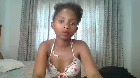 Snapshot of carababey chatting on February 28, 11:25 am carababey online show from February 28, 11:25 am