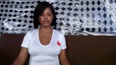 fifi online show from February 24, 10:48 am