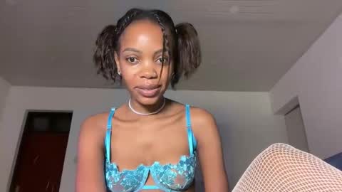 Caramel Melissa online show from January 5, 5:27 pm