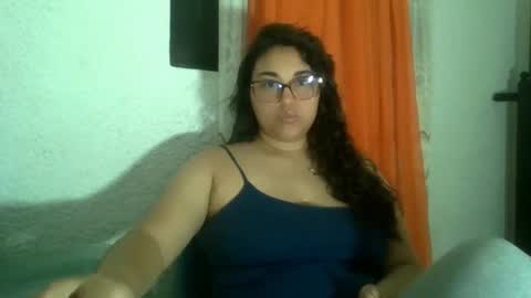 Snapshot of caramelo945256 chatting on May 29, 9:29 am LILI online show from May 29, 9:29 am