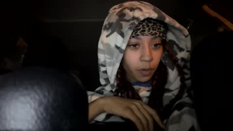 Snapshot of carebearx215 chatting on October 11, 5:17 am carebearx215 online show from October 11, 5:17 am