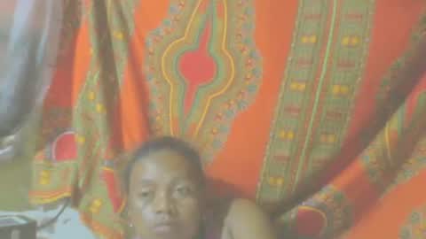 Snapshot of carinesexy69 chatting on December 11, 5:32 am carinesexy69 online show from December 11, 5:32 am