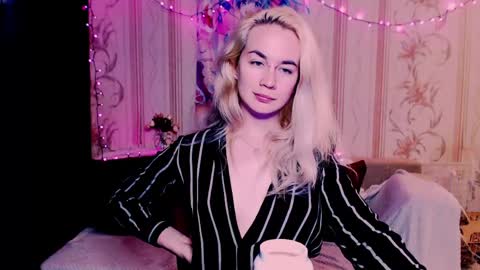 Carin online show from May 16, 7:45 pm