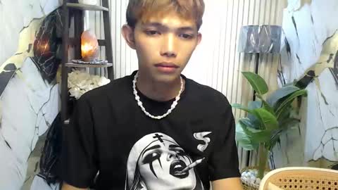 CARL online show from April 8, 10:37 am