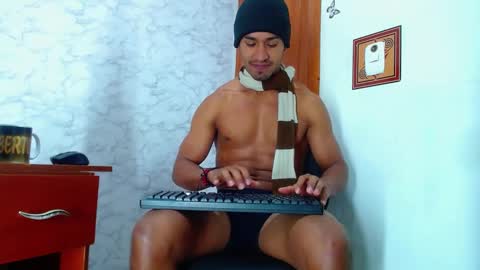 Snapshot of carl_jhonson1 chatting on December 27, 4:21 pm carl_jhonson1 online show from December 27, 4:21 pm