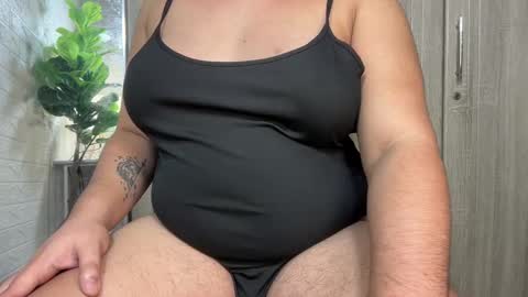 NO FREE HERE IF YOUR BROKE DONT STAY HERE online show from September 18, 7:49 pm