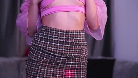 Snapshot of carlagavin chatting on December 4, 11:08 am CarlaGavin online show from December 4, 11:08 am