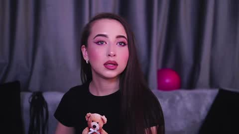 Snapshot of carlagavin chatting on December 7, 9:50 am CarlaGavin online show from December 7, 9:50 am