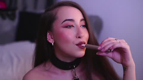 Snapshot of carlagavin chatting on December 11, 1:28 pm CarlaGavin online show from December 11, 1:28 pm