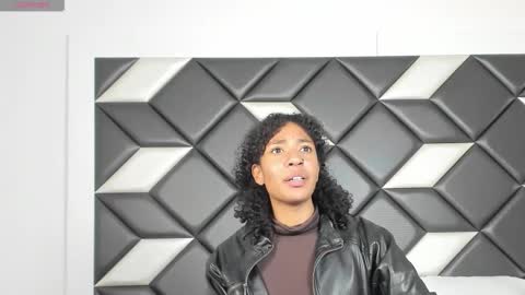 Snapshot of carlamarcuzzi chatting on January 13, 8:47 pm Carla online show from January 13, 8:47 pm