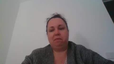 Snapshot of carlaruth chatting on September 29, 2:27 am Carlaruth online show from September 29, 2:27 am