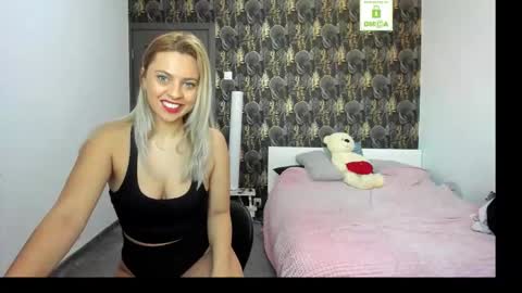 CarlaStaceFun online show from January 9, 9:45 am