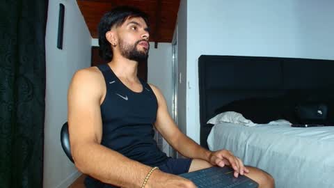 Snapshot of carlbadams96 chatting on February 2, 2:17 am sebasfit online show from February 2, 2:17 am