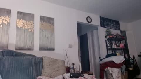 Carlie online show from April 19, 12:48 pm