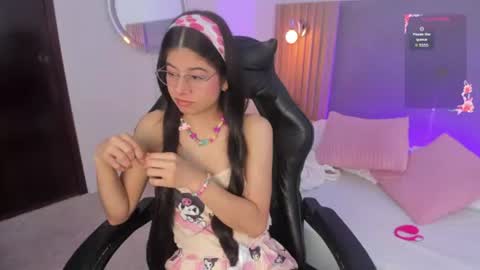 Snapshot of carlina_15 chatting on July 11, 12:30 pm C A R L I N A online show from July 11, 12:30 pm