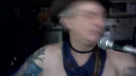 carlos712009 online show from May 2, 8:03 pm