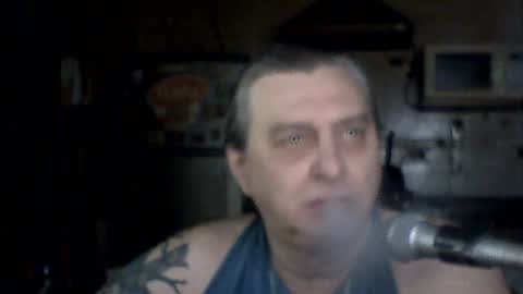 Snapshot of carlos712009 chatting on June 14, 5:53 am carlos712009 online show from June 14, 5:53 am